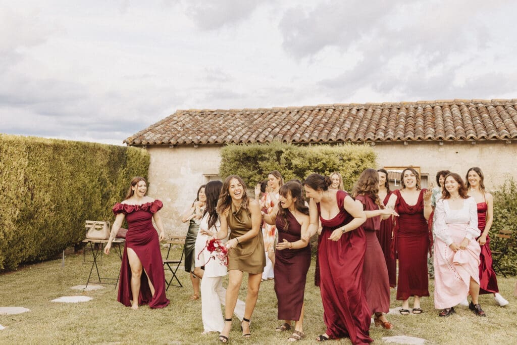 Photos de groupe cocktail mariage au Logis des Calices Jurignac — photographe mariage Charente Nouvelle-Aquitaine